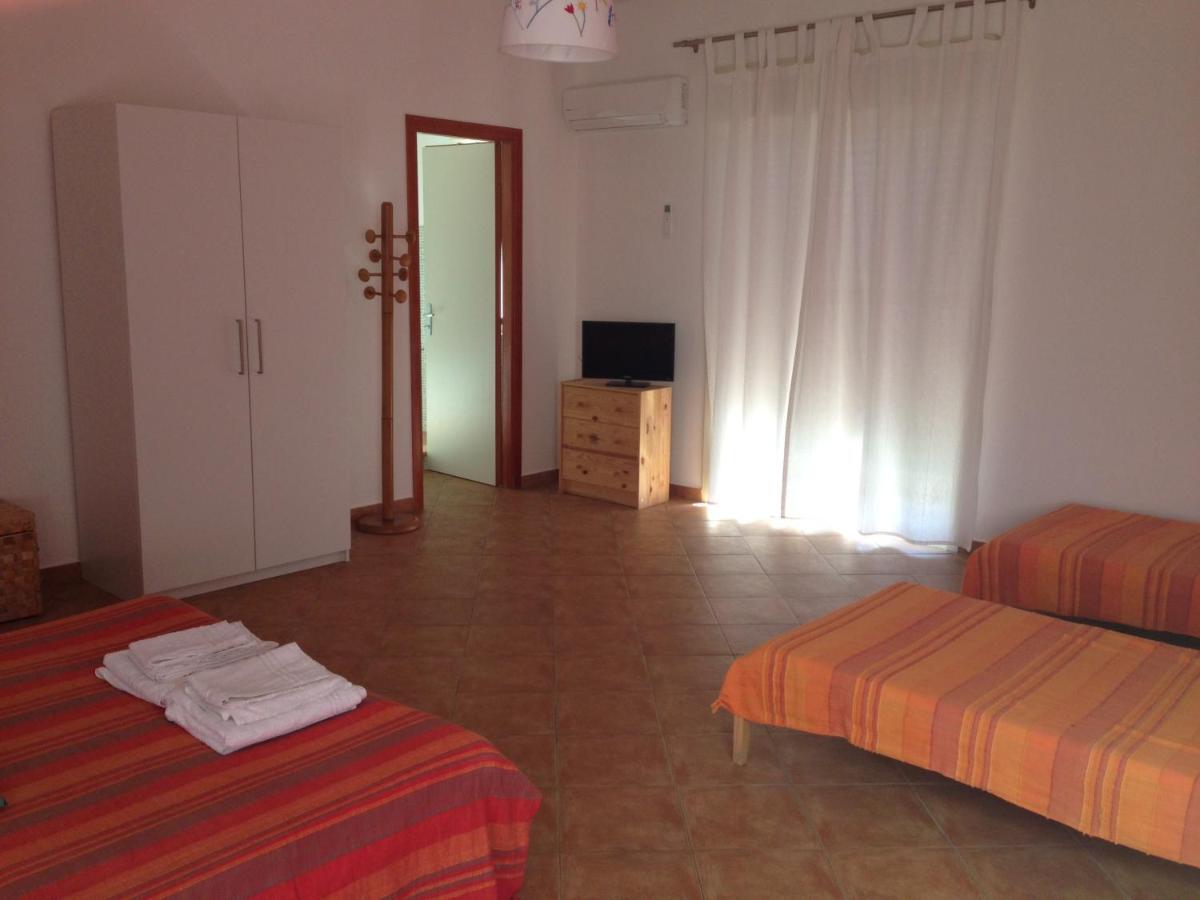 B&B La Gatta Bianca Oliveri Rum bild